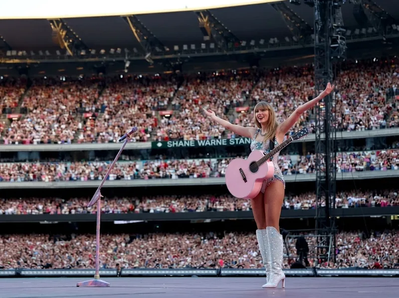 Taylor Swift tạo sức ảnh hưởng lớn nhờ âm nhạc và cộng đồng Swifties